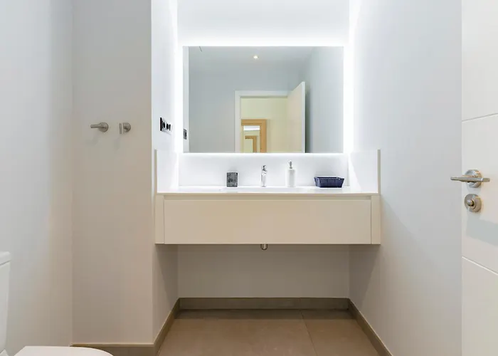 Lux Ground Floor In Mirador