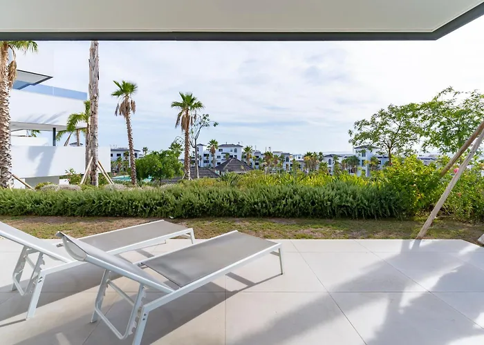 Lux Ground Floor In Mirador