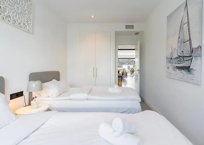 Lux Ground Floor In Mirador